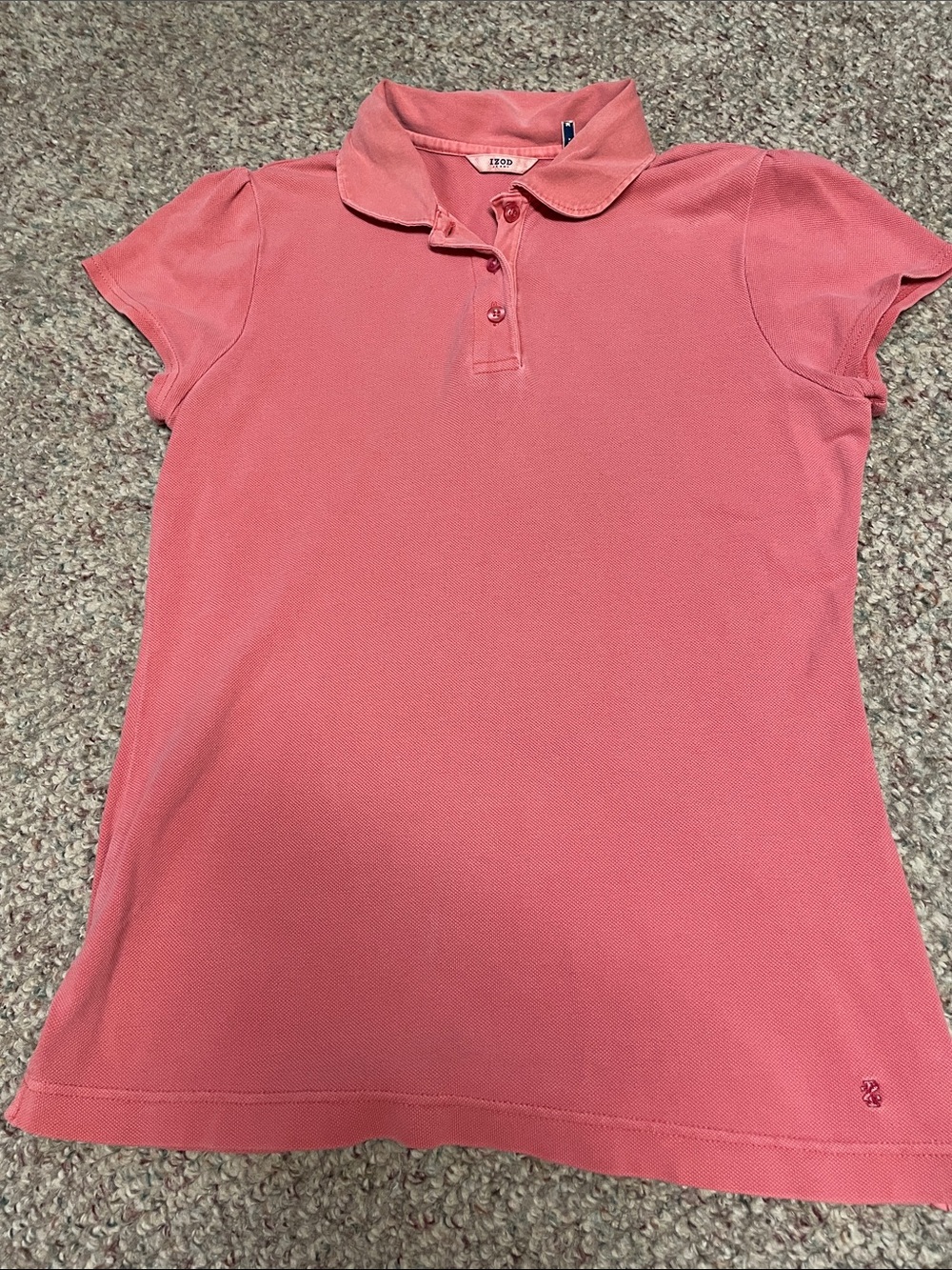 Izod coral short sleeve button neck polo style top